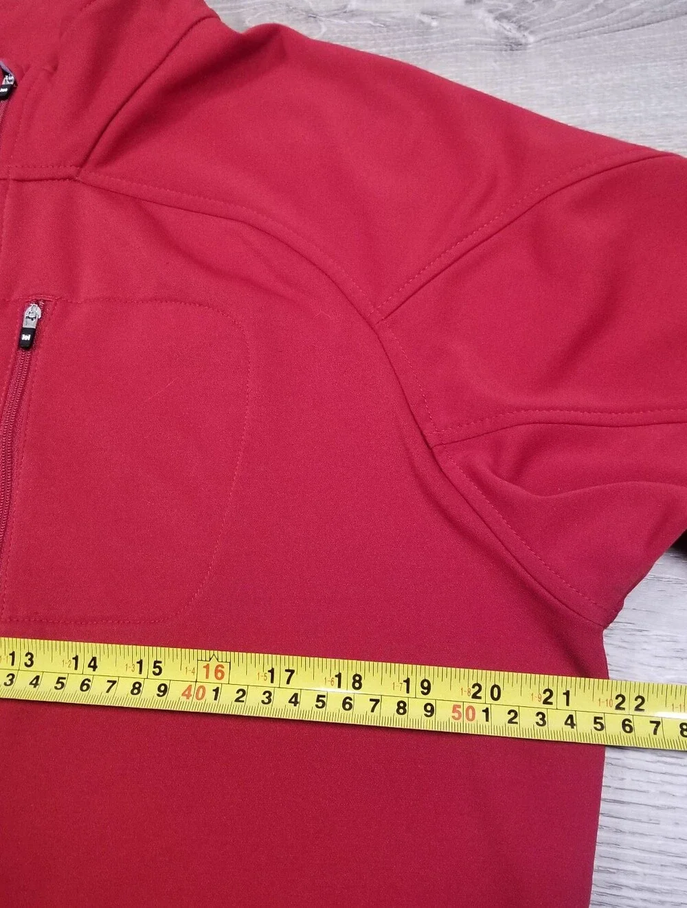 Helly Hansen Pro Stretch Quarter Zip Pullover Mens Medium Red Chest Pocket